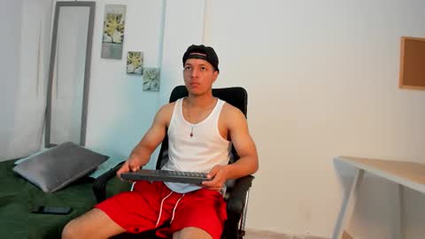 elpekas247 online show from March 27, 2026, 2:06 pm