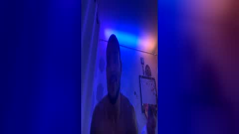elreybisexual online show from July 6, 2026, 12:07 am