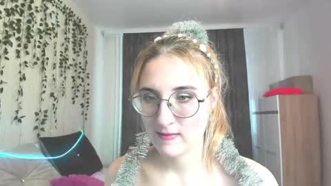 Snapshot of elsa_hot_here chatting on January 23, 2025, 5:45 am Elsa online show from January 23, 2025, 5:45 am