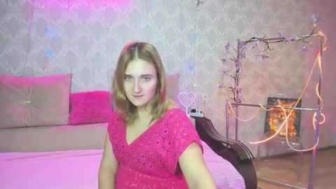Snapshot of elsa_hot_here chatting on November 3, 2025, 4:47 am Elsa online show from November 3, 2025, 4:47 am