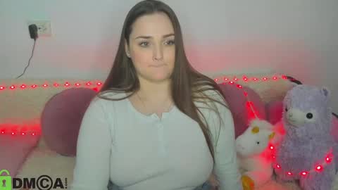 Snapshot of elsamails chatting on December 10, 2024, 9:33 pm Elsa online show from December 10, 2024, 9:33 pm