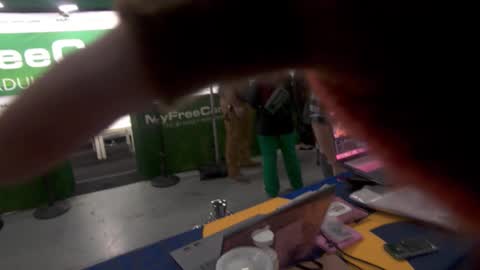 Snapshot of elslove chatting on October 24, 2025, 9:44 pm ELS online show from October 24, 2025, 9:44 pm