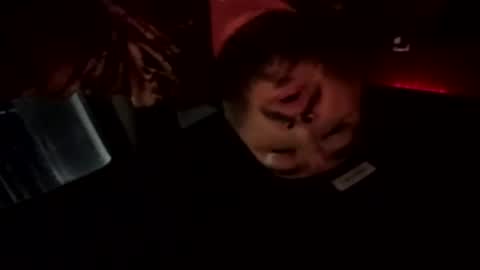 elsuperrayo187 online show from December 15, 2025, 4:06 am