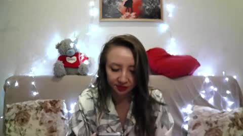 ElvinaSweet online show from December 16, 2025, 1:32 am