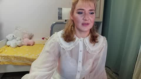 Elvira online show from December 6, 2024, 7:54 am