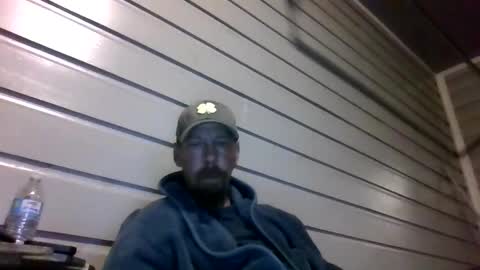 Snapshot of elwooood7 chatting on January 11, 2026, 11:04 am elwooood7 online show from January 11, 2026, 11:04 am