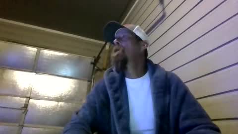 Snapshot of elwooood7 chatting on March 14, 2026, 11:48 am elwooood7 online show from March 14, 2026, 11:48 am