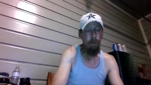 Snapshot of elwooood7 chatting on June 6, 2026, 10:31 am elwooood7 online show from June 6, 2026, 10:31 am