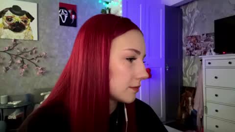Snapshot of elya_mur chatting on June 18, 2026, 9:09 am Elya online show from June 18, 2026, 9:09 am