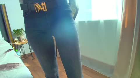 Snapshot of elyzabetth chatting on February 24, 2025, 9:53 am Ely online show from February 24, 2025, 9:53 am