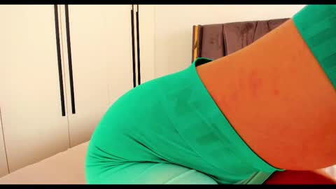 Snapshot of elyzabetth chatting on December 1, 2025, 10:31 am Ely online show from December 1, 2025, 10:31 am