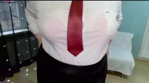 elza1981 online show from November 15, 2025, 9:39 am