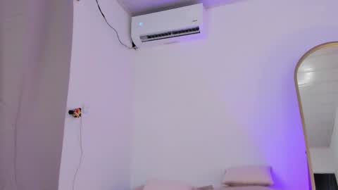 Snapshot of elza_fuentes01 chatting on October 17, 2025, 7:38 pm Michelle online show from October 17, 2025, 7:38 pm