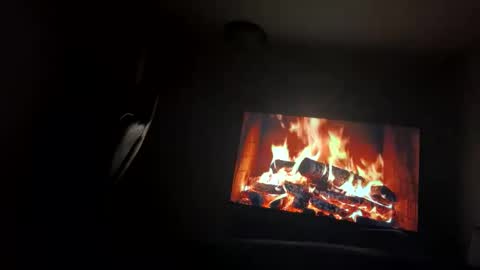 em3rald9090 online show from December 16, 2025, 8:19 am