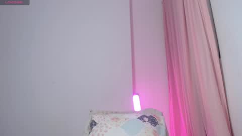 Snapshot of em_aa1 chatting on January 27, 2025, 12:54 am A N D R E A online show from January 27, 2025, 12:54 am