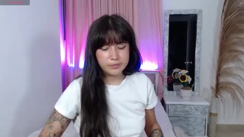 Snapshot of em_aa1 chatting on February 27, 2025, 10:48 am A N D R E A online show from February 27, 2025, 10:48 am