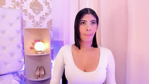 Snapshot of ema_lambert chatting on February 3, 2026, 12:54 pm Ema Lambert online show from February 3, 2026, 12:54 pm