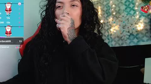 Snapshot of ema_ploxx chatting on December 11, 2024, 4:39 am ema_ploxx online show from December 11, 2024, 4:39 am