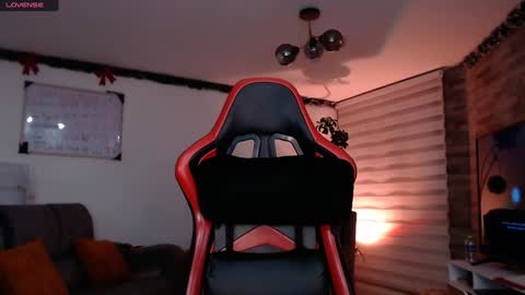 Snapshot of ema_ploxx chatting on January 11, 2025, 2:41 am ema_ploxx online show from January 11, 2025, 2:41 am