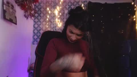 Snapshot of ema_ploxx chatting on September 29, 2025, 11:09 pm ema_ploxx online show from September 29, 2025, 11:09 pm