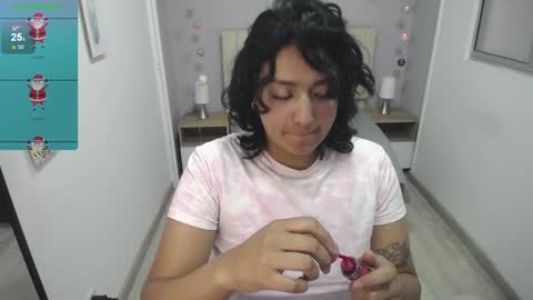 Ema online show from December 23, 2024, 7:09 pm