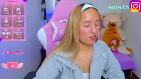 Snapshot of ema_tayy chatting on June 10, 2026, 10:30 pm Ema online show from June 10, 2026, 10:30 pm