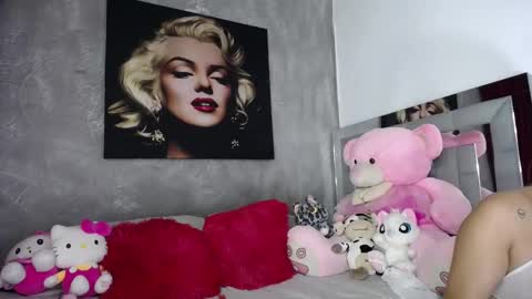 Snapshot of emafox_777 chatting on October 11, 2025, 3:17 am EmaFox online show from October 11, 2025, 3:17 am