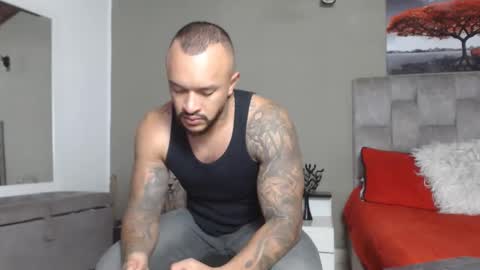 Snapshot of emanuelspencer chatting on March 9, 2026, 12:58 am emanuelspencer online show from March 9, 2026, 12:58 am