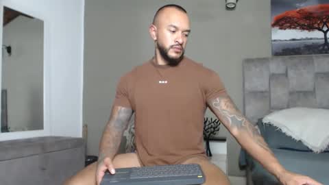 Snapshot of emanuelspencer chatting on April 3, 2026, 6:11 am emanuelspencer online show from April 3, 2026, 6:11 am