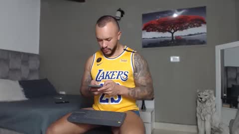 emanuelspencer online show from May 24, 2026, 4:06 am