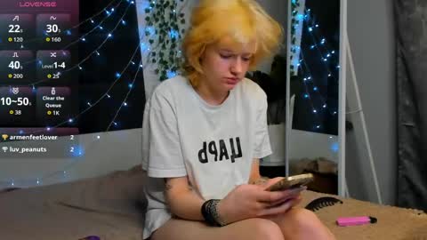 Snapshot of ember_winchester chatting on April 30, 2026, 8:57 pm Ember online show from April 30, 2026, 8:57 pm