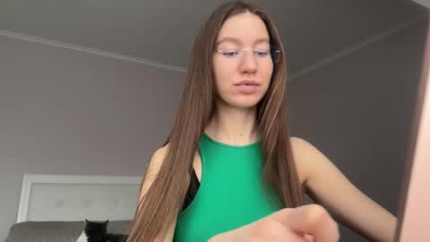Alina online show from March 24, 2026, 1:49 pm
