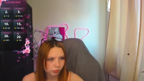 Snapshot of embervexen chatting on February 4, 2026, 6:52 am Ember online show from February 4, 2026, 6:52 am