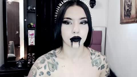 Snapshot of emearld_black chatting on February 27, 2025, 4:09 am Emerald Black online show from February 27, 2025, 4:09 am