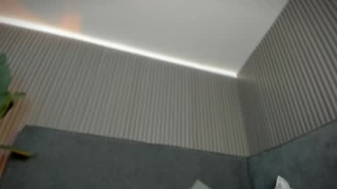 Snapshot of emelie_89 chatting on April 27, 2026, 11:41 am emelie_89 online show from April 27, 2026, 11:41 am