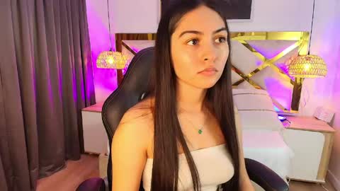 Emily  online show from May 21, 2026, 7:48 am