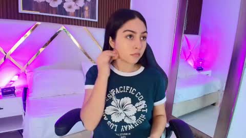 Emily  online show from May 31, 2026, 6:53 am