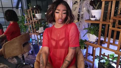 anyelii  online show from December 7, 2024, 3:04 am