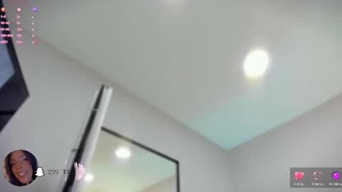 Emely online show from February 13, 2026, 11:28 am