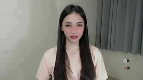 Snapshot of emelyn_fuckdoll chatting on January 30, 2025, 6:56 am Scarlett online show from January 30, 2025, 6:56 am