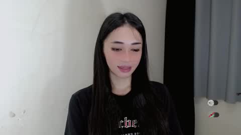 Snapshot of emelyn_fuckdoll chatting on February 10, 2025, 7:15 am Scarlett online show from February 10, 2025, 7:15 am