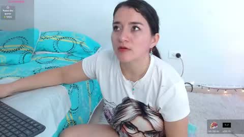 emely ross online show from June 3, 2026, 7:30 pm