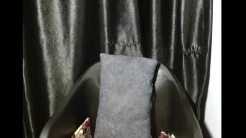 emerald online show from October 22, 2025, 7:46 pm