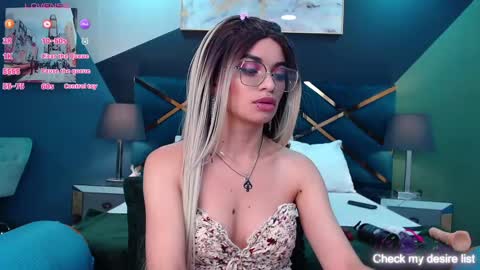 Danna online show from March 10, 2025, 2:50 am