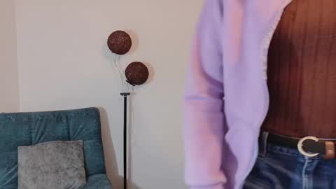 Snapshot of emerald_sparkles chatting on October 9, 2025, 1:14 am sabrina online show from October 9, 2025, 1:14 am