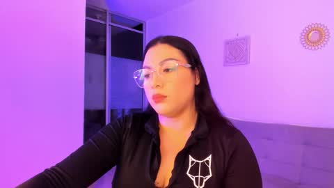 emi_carter online show from January 15, 2026, 8:23 pm