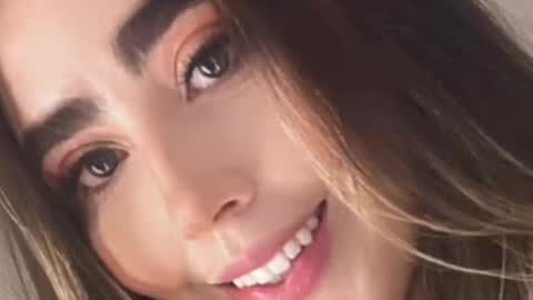 emi_royse online show from September 16, 2025, 10:22 pm