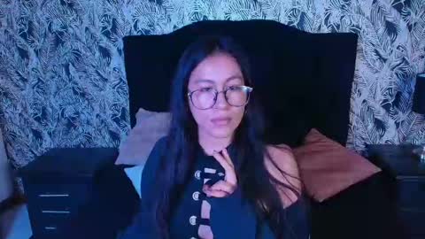 Emilia Gomez online show from May 25, 2026, 12:38 am