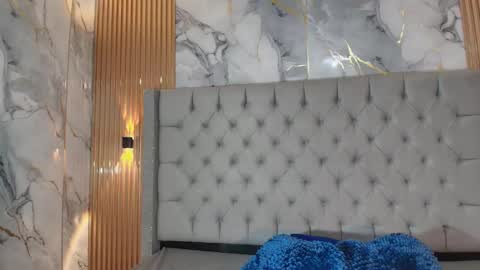 Emiily Carter online show from September 27, 2025, 10:37 pm