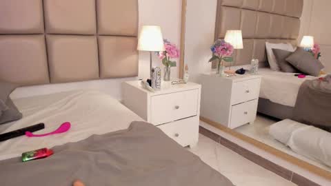 EMILY ROBERTS online show from March 5, 2025, 6:12 am